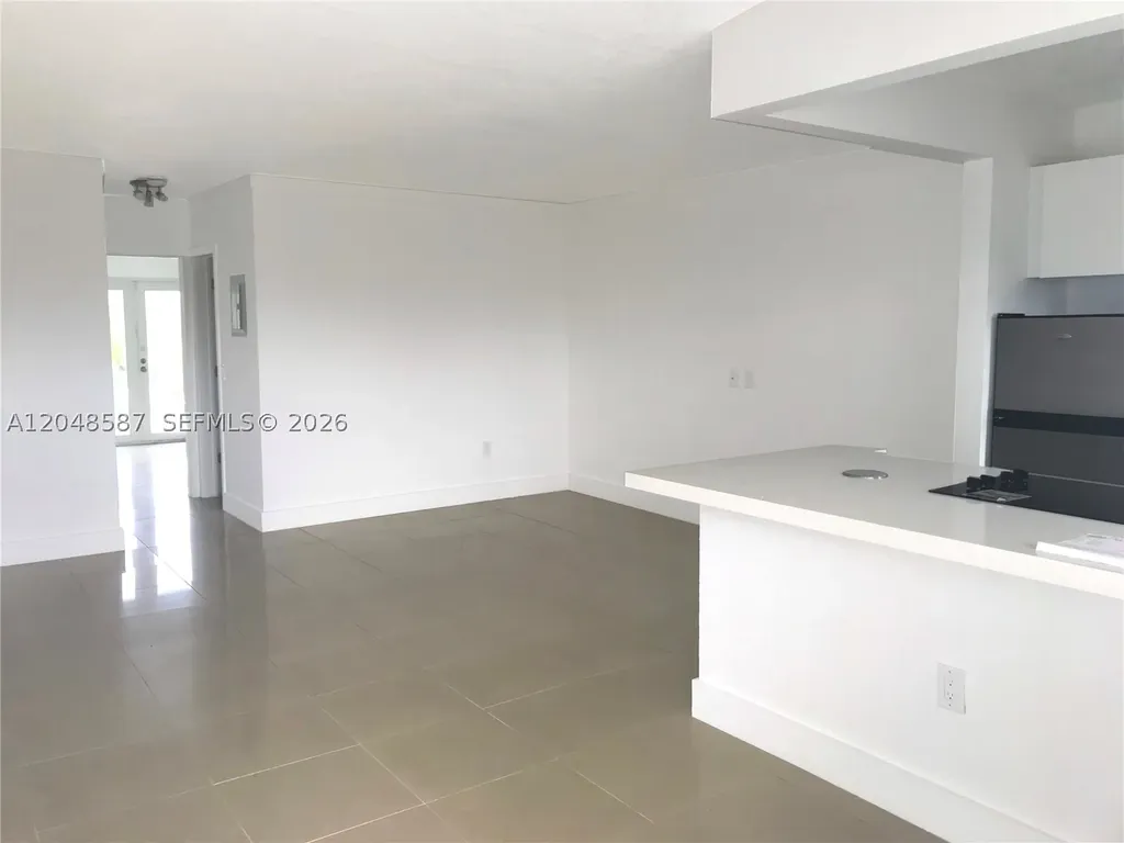 2185 NE 123rd Street North Miami FL 33181