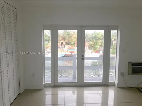 2185 NE 123rd Street North Miami FL 33181