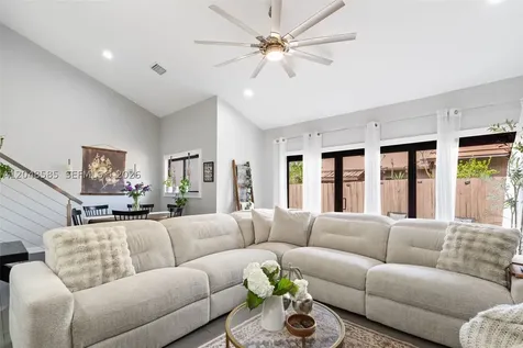 1946 SW 81st Terrace Davie FL 33324