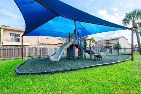 1946 SW 81st Terrace Davie FL 33324