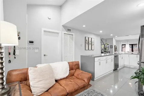 1946 SW 81st Terrace Davie FL 33324
