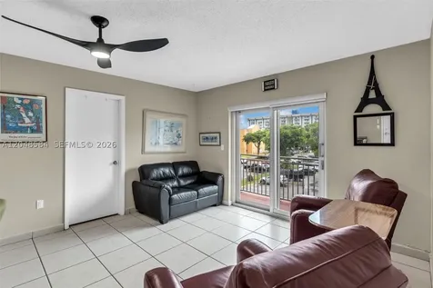 4715 NW 7th Street Miami FL 33126