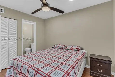 4715 NW 7th Street Miami FL 33126