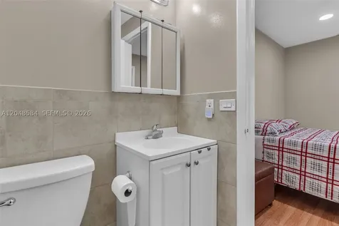 4715 NW 7th Street Miami FL 33126