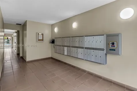 4715 NW 7th Street Miami FL 33126