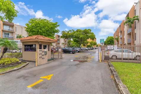 4715 NW 7th Street Miami FL 33126