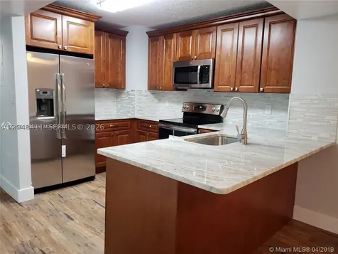 104 SW 9th Street Miami FL 33130