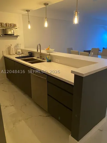 5601 Collins Avenue Miami Beach FL 33140