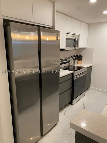 5601 Collins Avenue Miami Beach FL 33140