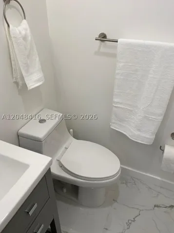5601 Collins Avenue Miami Beach FL 33140