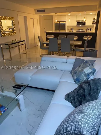 5601 Collins Avenue Miami Beach FL 33140