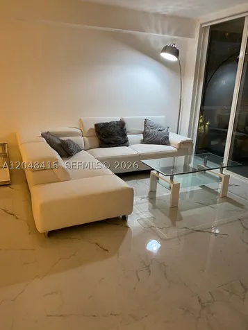 5601 Collins Avenue Miami Beach FL 33140