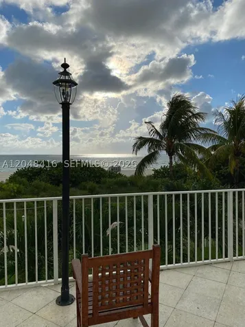 5601 Collins Avenue Miami Beach FL 33140