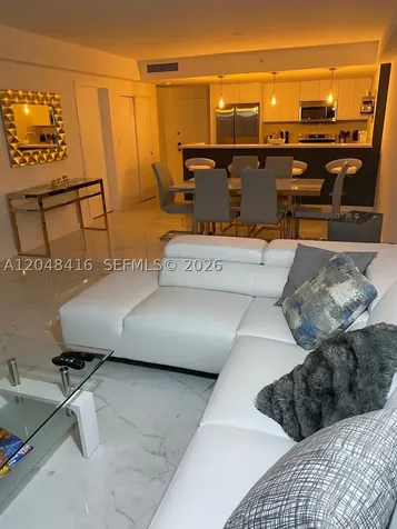 5601 Collins Avenue Miami Beach FL 33140