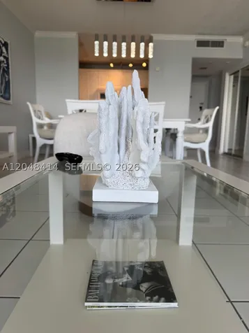5601 Collins Avenue Miami Beach FL 33140