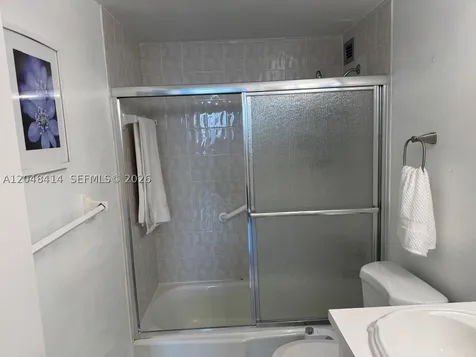 5601 Collins Avenue Miami Beach FL 33140