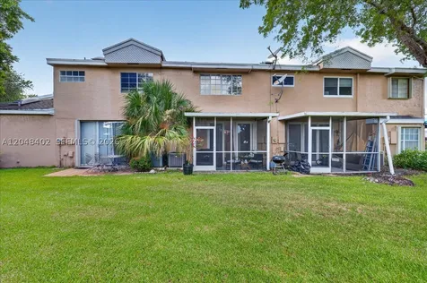 7102 Woodmont Way Tamarac FL 33321