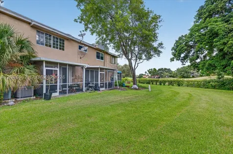 7102 Woodmont Way Tamarac FL 33321