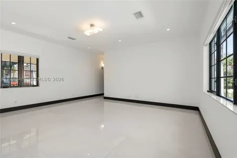 519 Alhambra Circle Coral Gables FL 33134