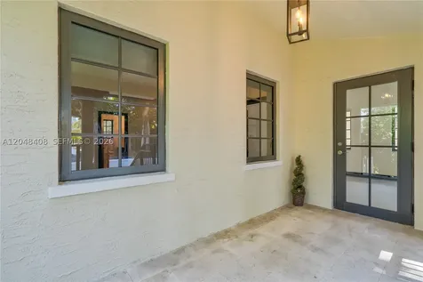 519 Alhambra Circle Coral Gables FL 33134