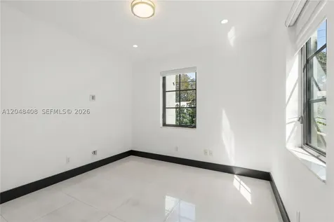 519 Alhambra Circle Coral Gables FL 33134