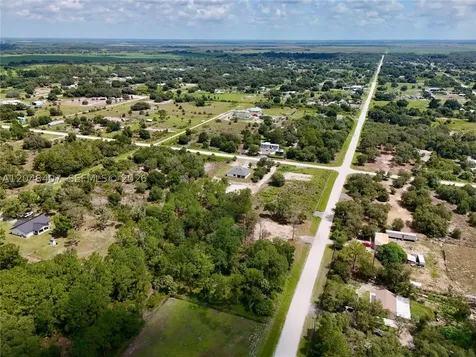 270 N Datil Street Clewiston FL 33440