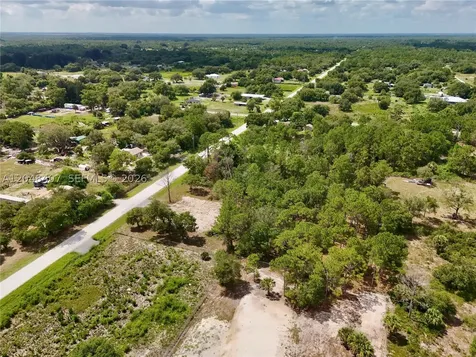 270 N Datil Street Clewiston FL 33440