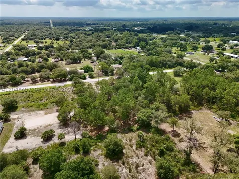 270 N Datil Street Clewiston FL 33440