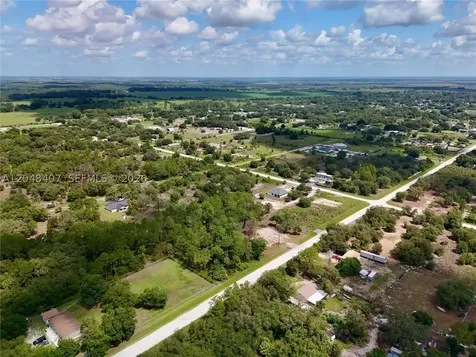 270 N Datil Street Clewiston FL 33440