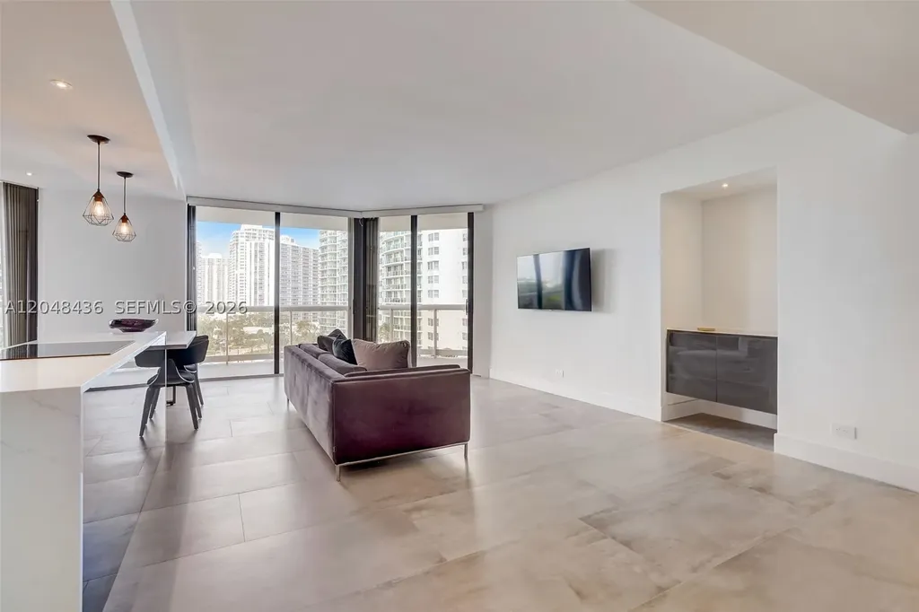 20191 E Country Club Drive Aventura FL 33180