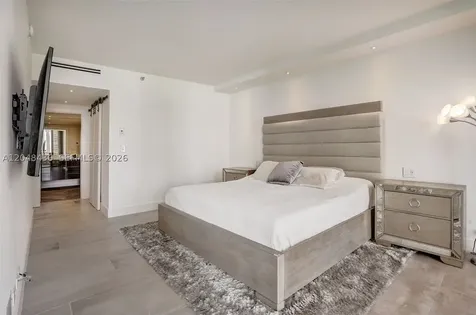 20191 E Country Club Drive Aventura FL 33180