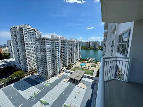 18011 Biscayne Boulevard Aventura FL 33160