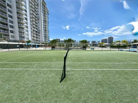18011 Biscayne Boulevard Aventura FL 33160