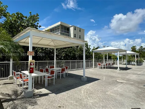 18011 Biscayne Boulevard Aventura FL 33160