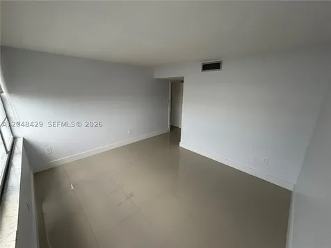 18011 Biscayne Boulevard Aventura FL 33160