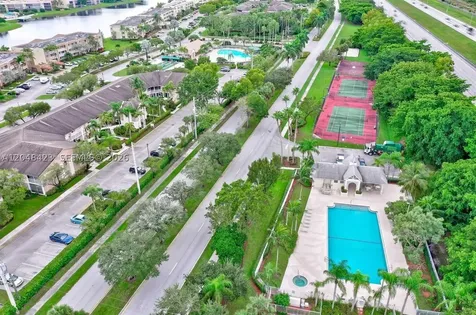7858 Dixie Beach Circle Tamarac FL 33321