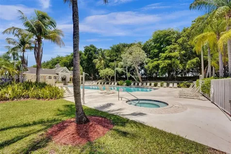 7858 Dixie Beach Circle Tamarac FL 33321