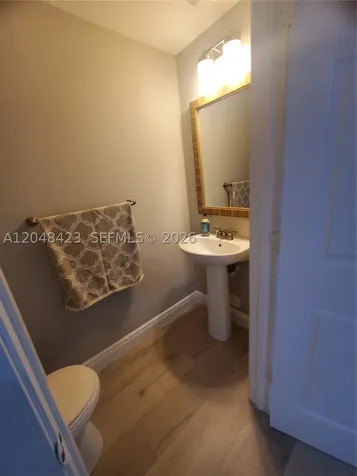 7858 Dixie Beach Circle Tamarac FL 33321