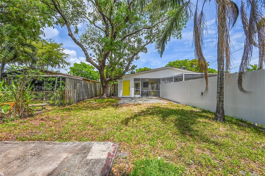 808 SW 12th Court Fort Lauderdale FL 33315