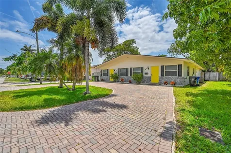 808 SW 12th Court Fort Lauderdale FL 33315