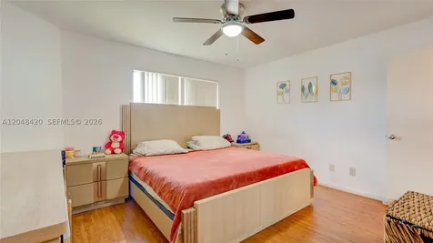 3409 NW 44th Street Oakland Park FL 33309