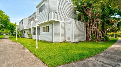 3409 NW 44th Street Oakland Park FL 33309
