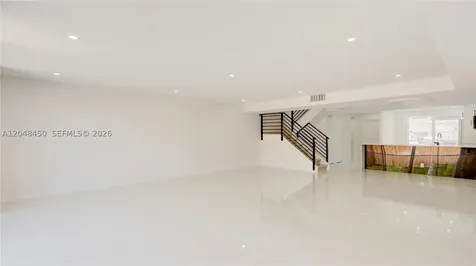 933 NE 24th Avenue Hallandale Beach FL 33009