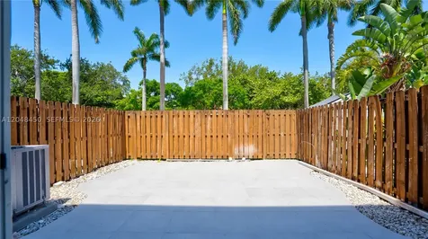 933 NE 24th Avenue Hallandale Beach FL 33009