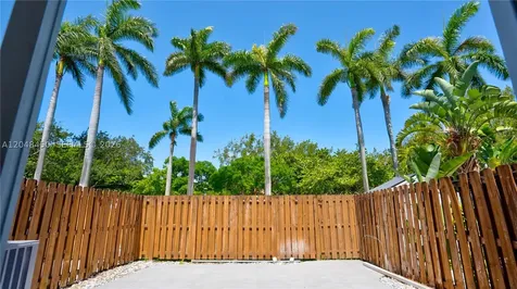 933 NE 24th Avenue Hallandale Beach FL 33009
