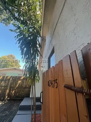 North Miami Beach FL 33160