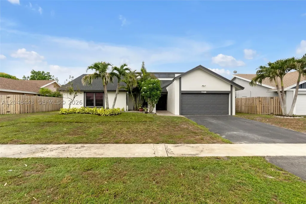 7428 NW 49th Court Lauderhill FL 33319