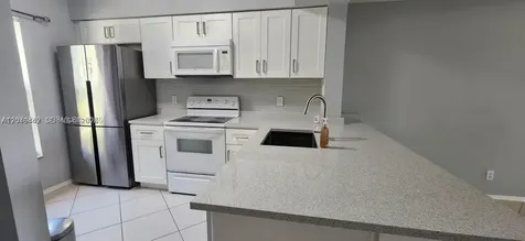 211 Mallory Court Weston FL 33326