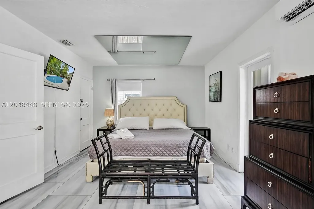 530 NE 11th Avenue Fort Lauderdale FL 33301