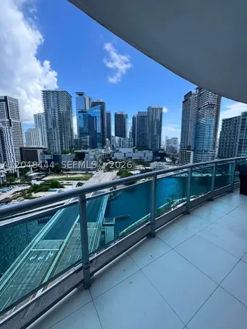 350 S Miami Avenue Miami FL 33130